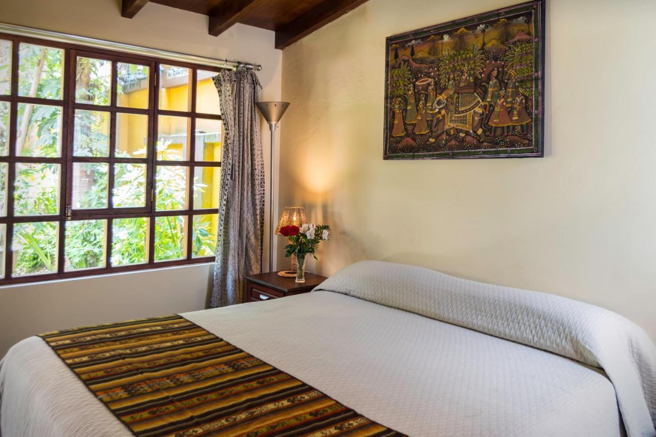 Hostal Alcala Кито Экстерьер фото
